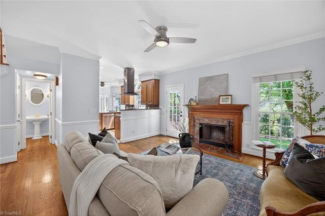 1018 Riverbend Drive, Advance, NC 27006