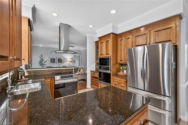 1018 Riverbend Drive, Advance, NC 27006