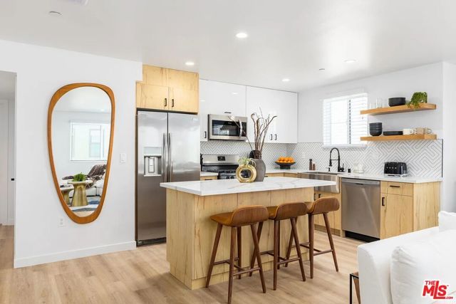 1414 S Orange Drive, Los Angeles, CA 90019