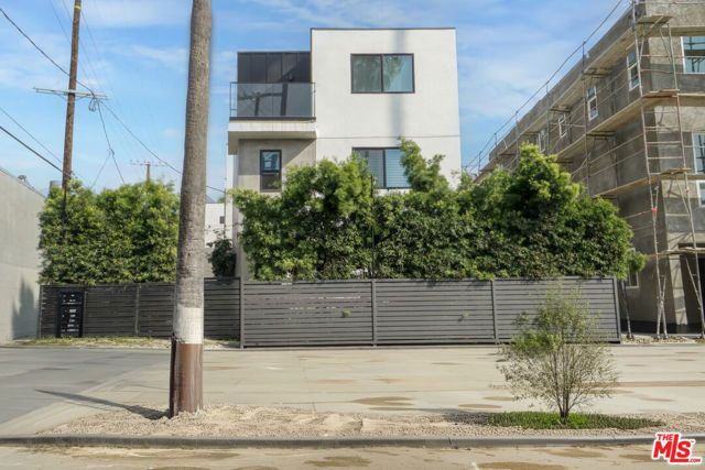 1414 S Orange Drive, Los Angeles, CA 90019