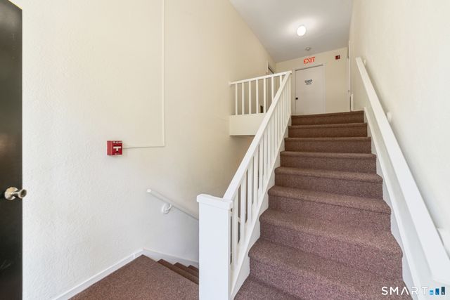 1 Heritage Village C, Southbury, CT 06488