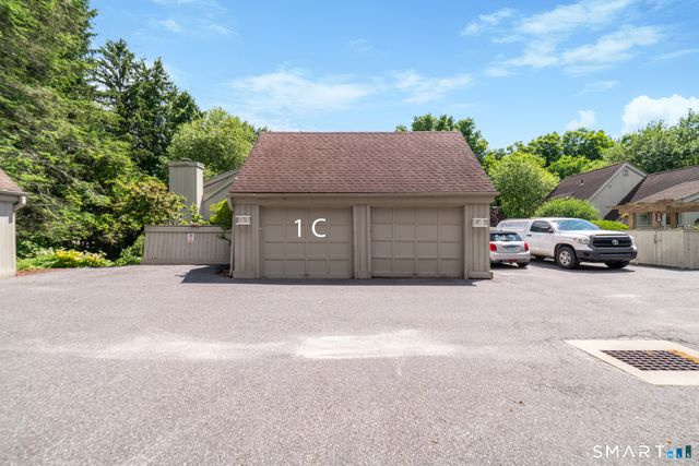 1 Heritage Village C, Southbury, CT 06488