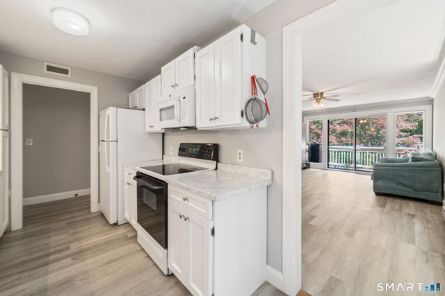 1 Heritage Village C, Southbury, CT 06488