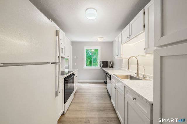 1 Heritage Village C, Southbury, CT 06488