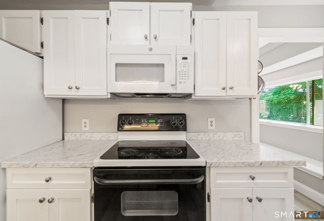 1 Heritage Village C, Southbury, CT 06488