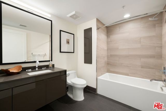 2300 Wilshire Boulevard 217, Santa Monica, CA 90403