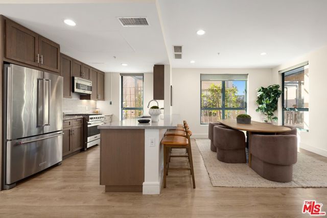 2300 Wilshire Boulevard 217, Santa Monica, CA 90403