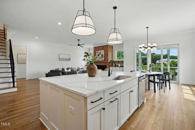 3804 Cobbler View Way, Fuquay Varina, NC 27526