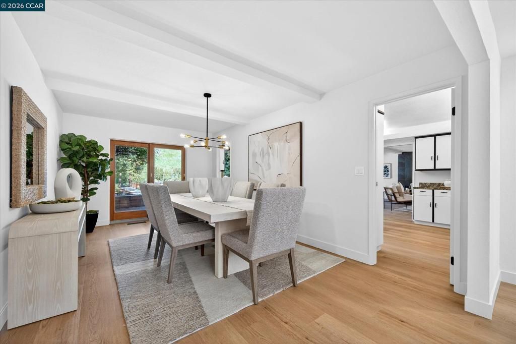 Image 18 of property listing at 1950 Whitecliff Ct, Walnut Creek, CA 94596