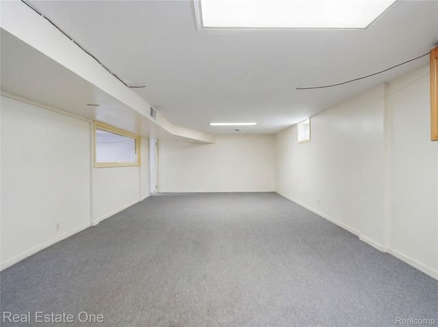 4915 E M 36, Hamburg Township, MI 48169