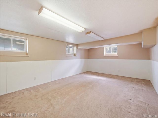 4915 E M 36, Hamburg Township, MI 48169