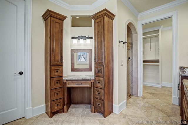 17743 E Red Hawk Road, Owasso, OK 74055