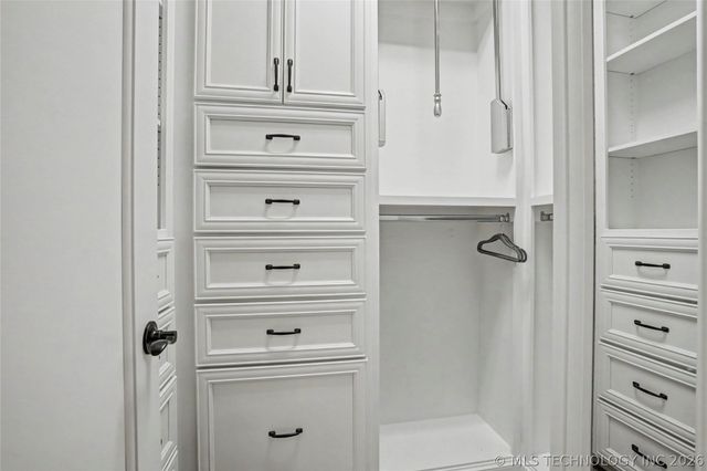 17743 E Red Hawk Road, Owasso, OK 74055