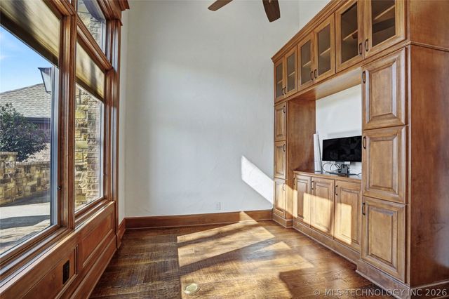 17743 E Red Hawk Road, Owasso, OK 74055