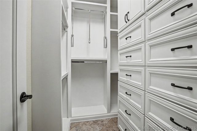 17743 E Red Hawk Road, Owasso, OK 74055