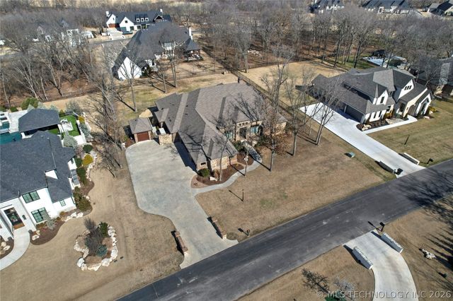 17743 E Red Hawk Road, Owasso, OK 74055