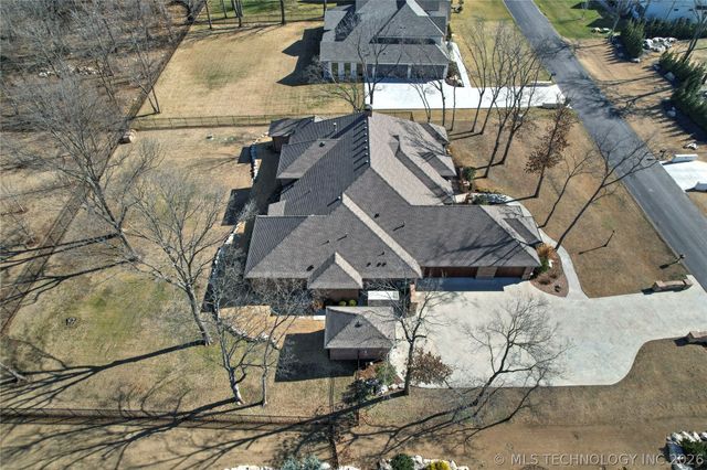 17743 E Red Hawk Road, Owasso, OK 74055