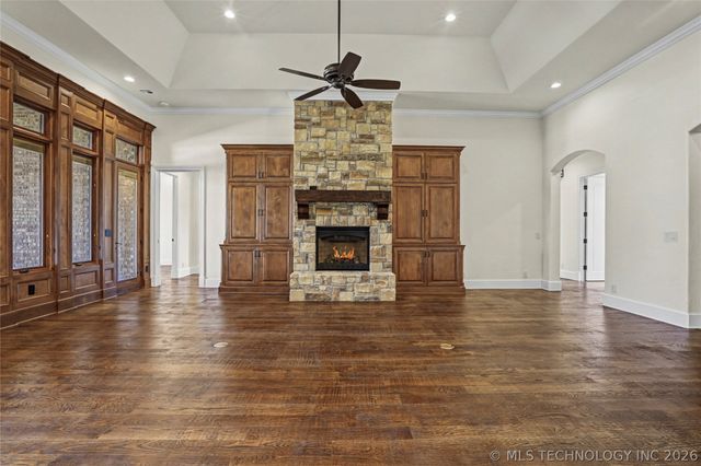 17743 E Red Hawk Road, Owasso, OK 74055