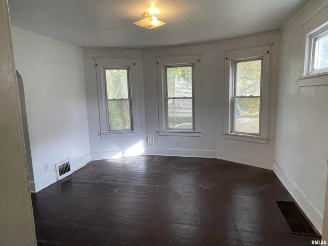 3116 11TH Avenue C, Moline, IL 61265