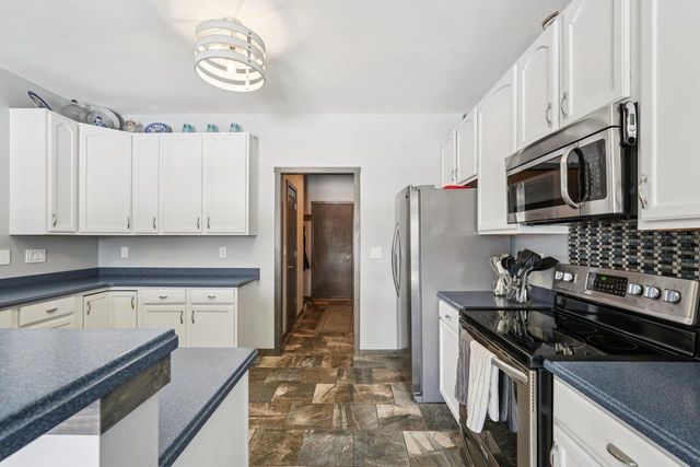 N8333 Whippoorwill ROAD, Ixonia, WI 53036