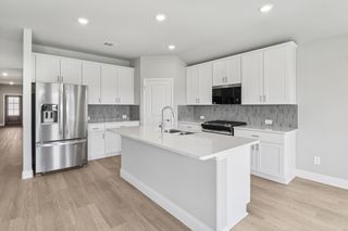 6612 Valley Lake Lane, Fort Worth, TX 76036
