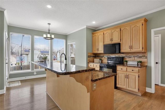 1814 NW 56th Court, Kansas City, MO 64151