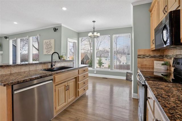 1814 NW 56th Court, Kansas City, MO 64151