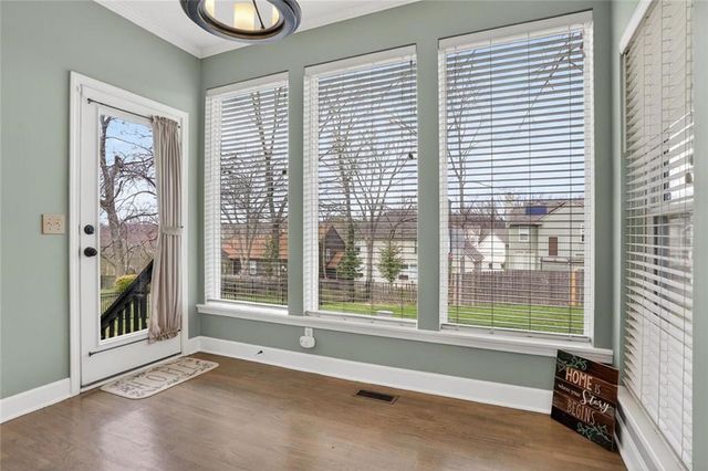 1814 NW 56th Court, Kansas City, MO 64151