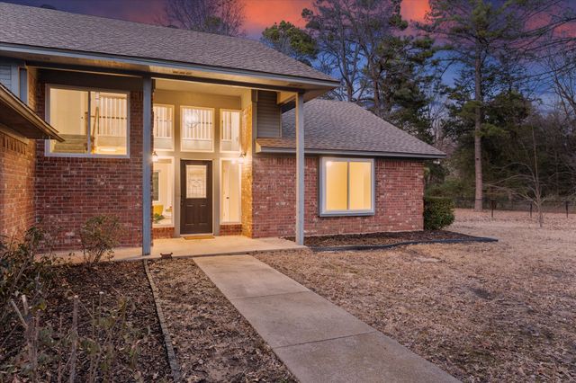 366 County Road 1740, Mt Pleasant, TX 75455