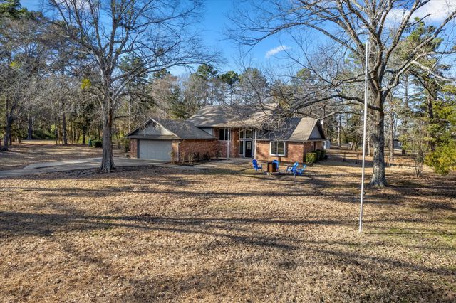 366 County Road 1740, Mt Pleasant, TX 75455