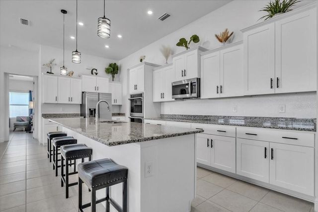 2833 GLEASON PARKWAY, Cape Coral, FL 33914