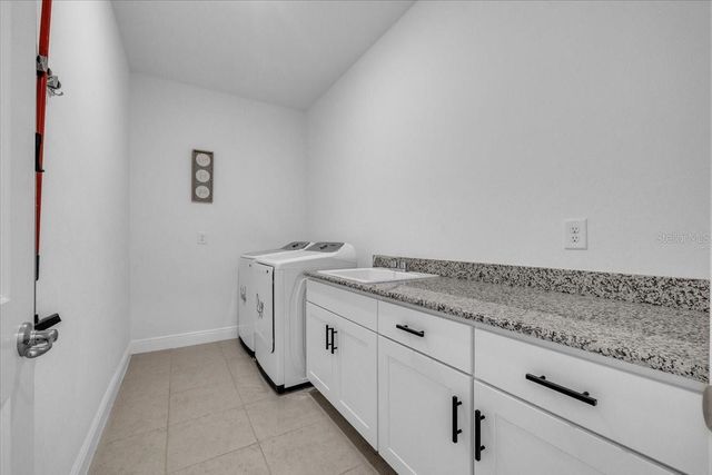 2833 GLEASON PARKWAY, Cape Coral, FL 33914