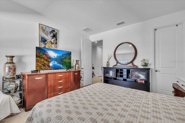 2833 GLEASON PARKWAY, Cape Coral, FL 33914