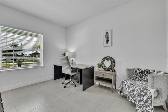 2833 GLEASON PARKWAY, Cape Coral, FL 33914