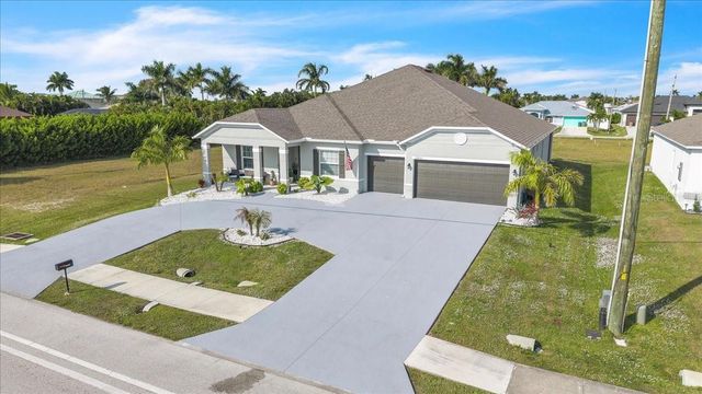 2833 GLEASON PARKWAY, Cape Coral, FL 33914