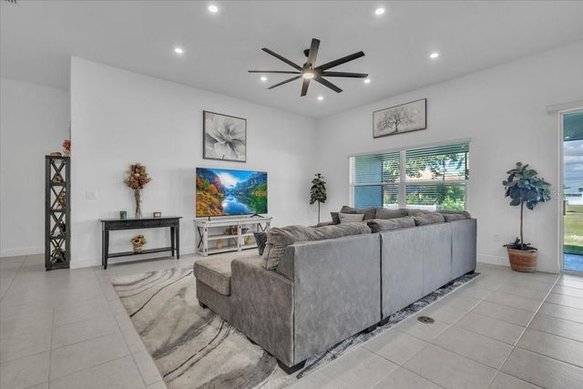 2833 GLEASON PARKWAY, Cape Coral, FL 33914