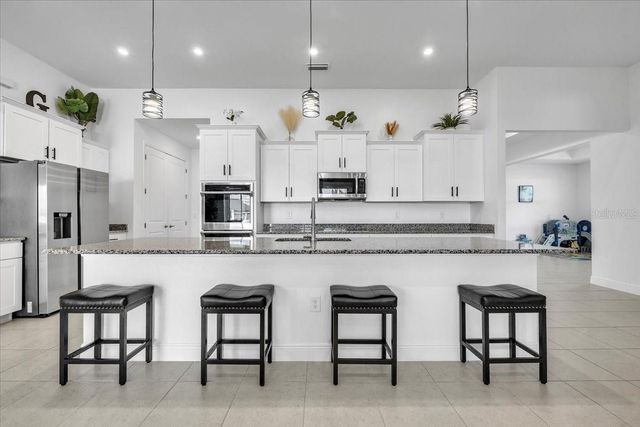 2833 GLEASON PARKWAY, Cape Coral, FL 33914