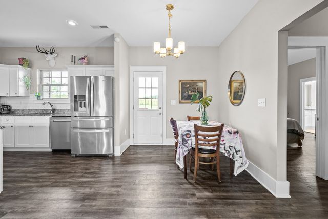 1010 Tulip Dr, Ashland City, TN 37015