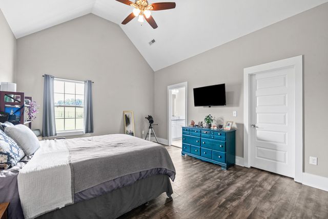 1010 Tulip Dr, Ashland City, TN 37015