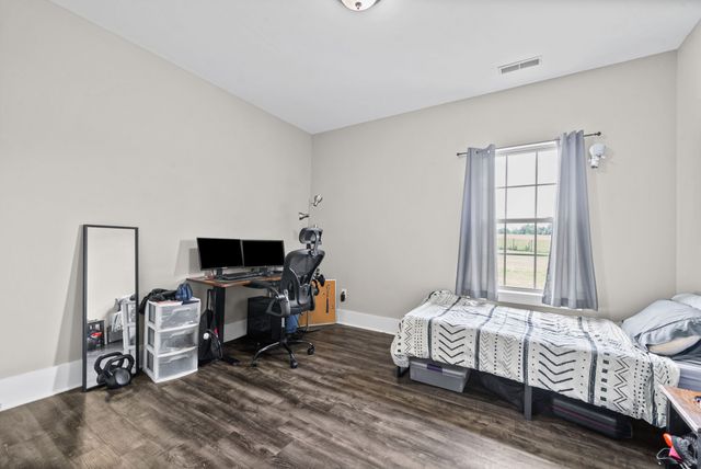1010 Tulip Dr, Ashland City, TN 37015