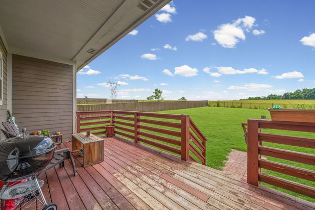 1010 Tulip Dr, Ashland City, TN 37015
