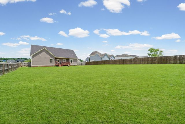 1010 Tulip Dr, Ashland City, TN 37015