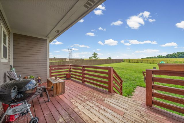1010 Tulip Dr, Ashland City, TN 37015