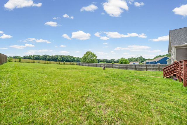 1010 Tulip Dr, Ashland City, TN 37015