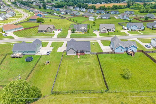 1010 Tulip Dr, Ashland City, TN 37015
