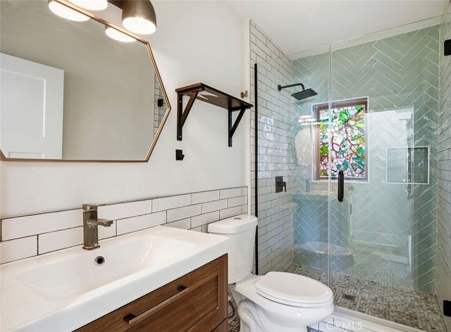 505 N Avenue 65, Los Angeles, CA 90042