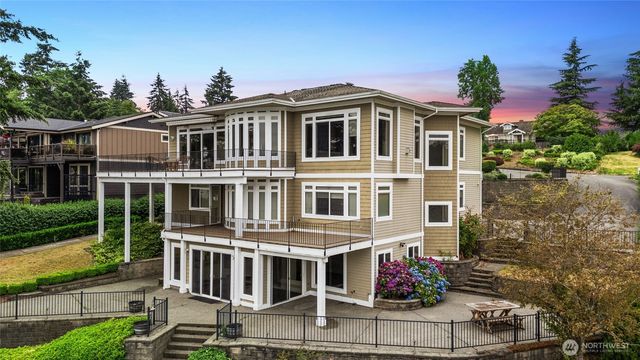 26408 136th Avenue SE, Kent, WA 98042