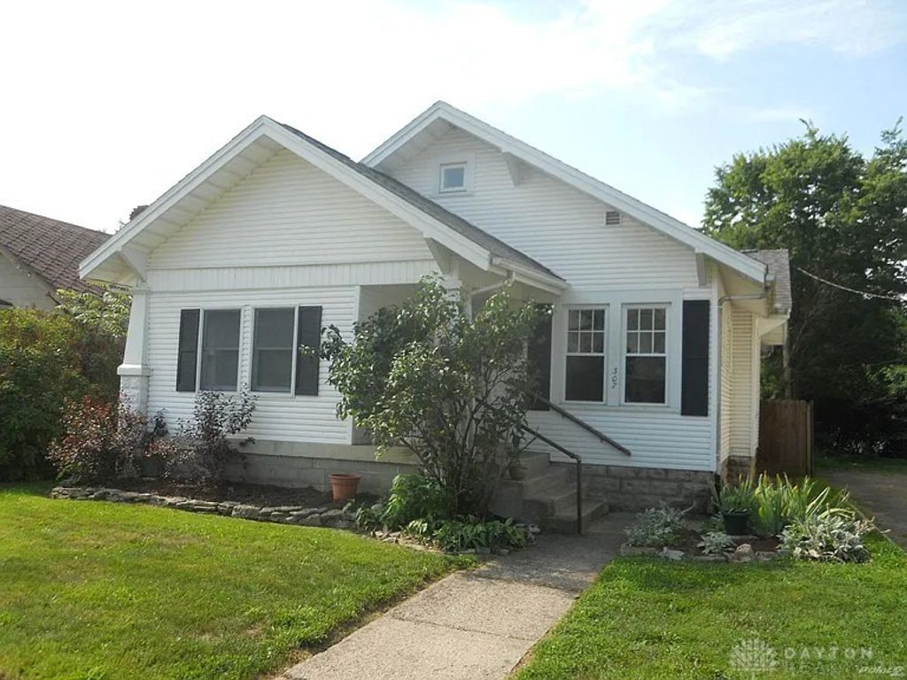 307 E Northern Avenue, Springfield, OH 45503
