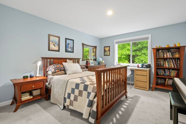 14 Appleblossom Ln, Easton, MA 02375