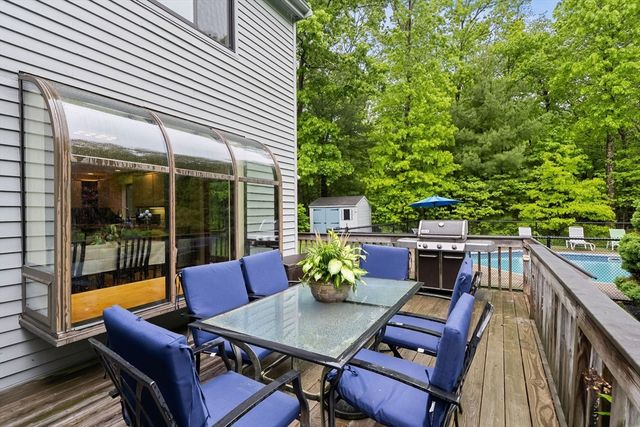 14 Appleblossom Ln, Easton, MA 02375